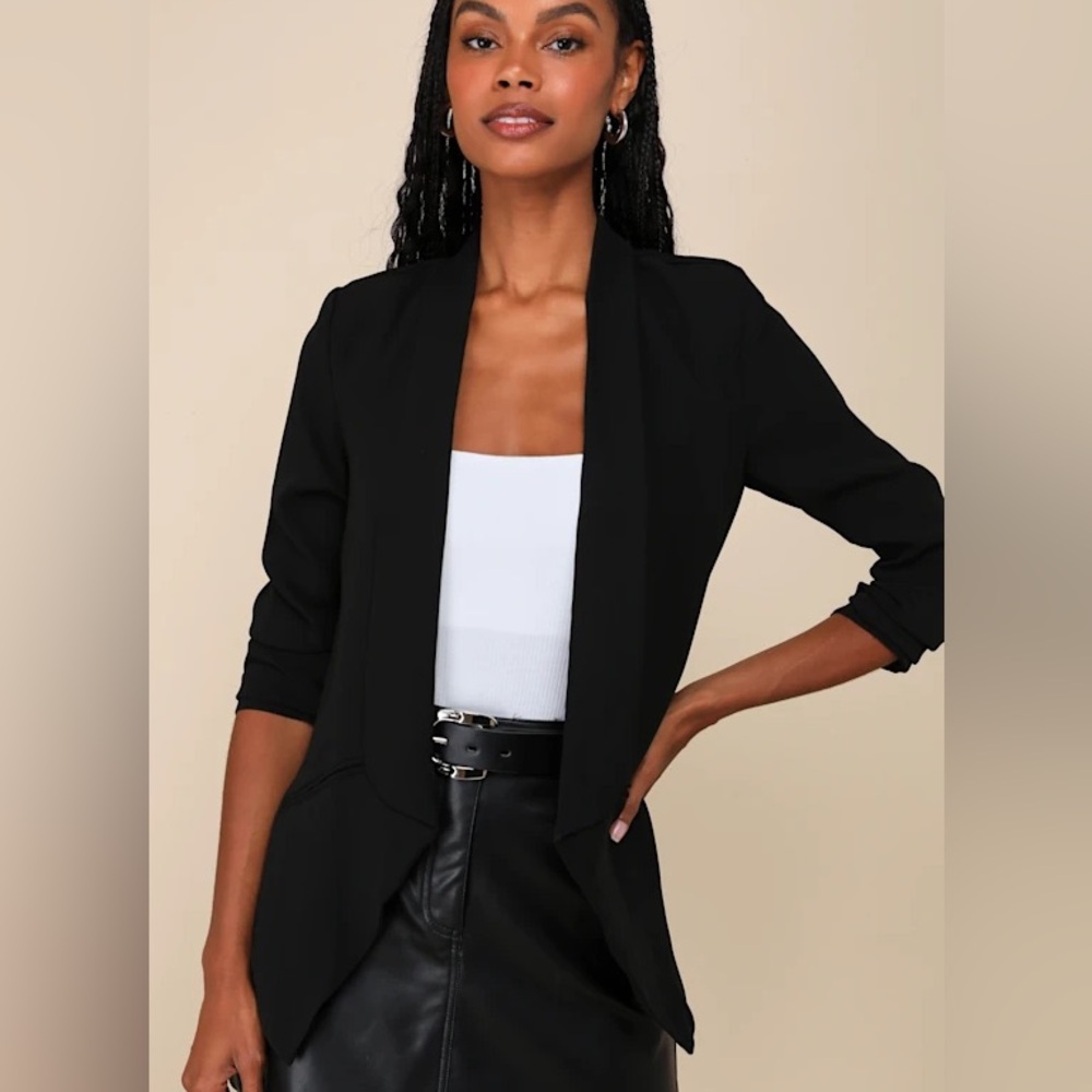 Lulu's Classic Black Women's Blazer